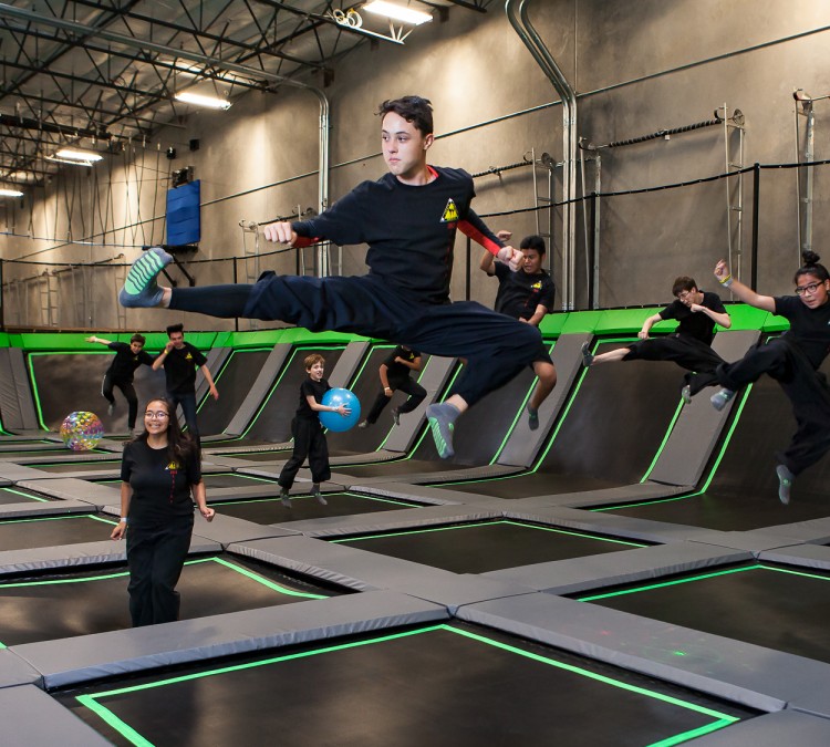gravity-extreme-zone-trampoline-and-adventure-park-photo